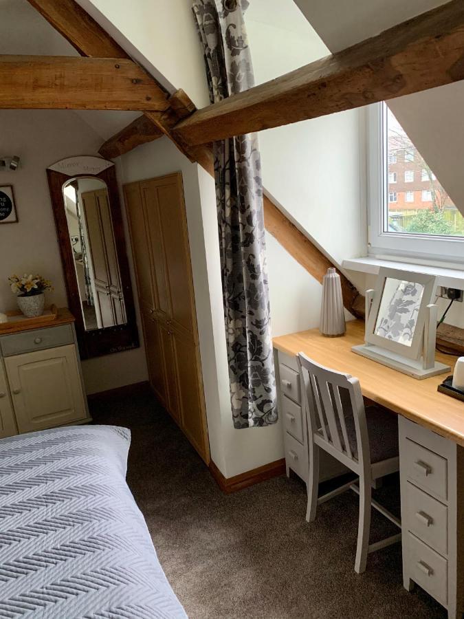 Deri-Down Guest House Abergavenny Exteriér fotografie